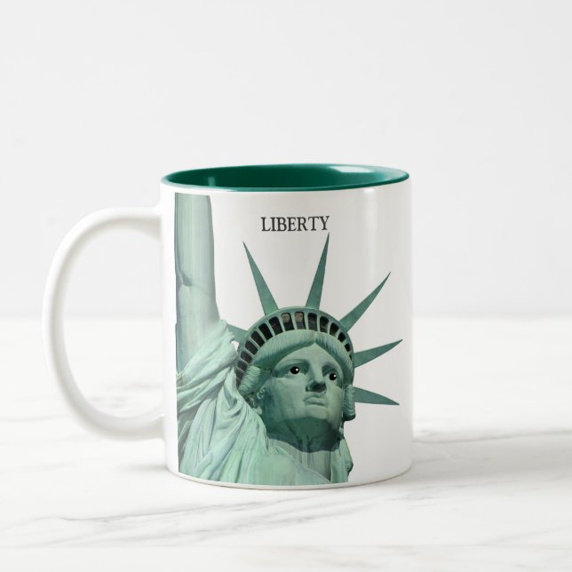 Caneca De Café Em Dois Tons Lady Liberty em Branco (Esquerda)