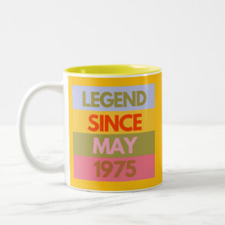 Caneca De Café Em Dois Tons Legenda desde maio de 1975 50º Aniversário Present