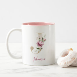 Caneca De Café Em Dois Tons Letra Dourada J, Monograma J, Presente Floral Rosa