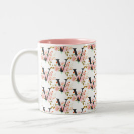 Caneca De Café Em Dois Tons Letra V