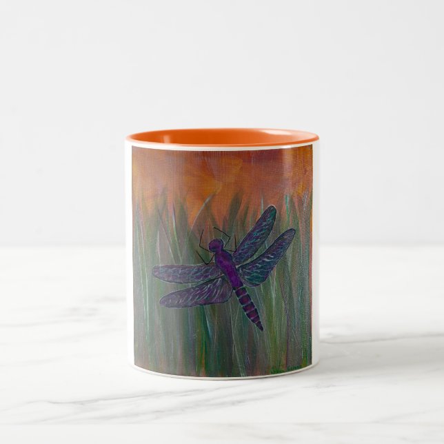 Caneca De Café Em Dois Tons Libélula luminosa do vento (Centro)