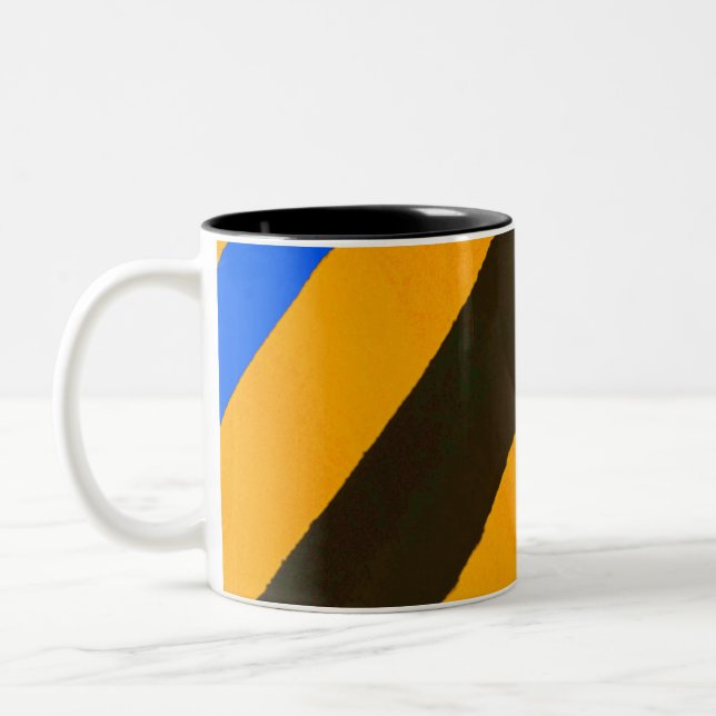 Caneca De Café Em Dois Tons Linhas coloridas (Esquerda)