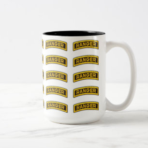 Caneca De Café Em Dois Tons lrrps transportados por via aérea dos veterinári