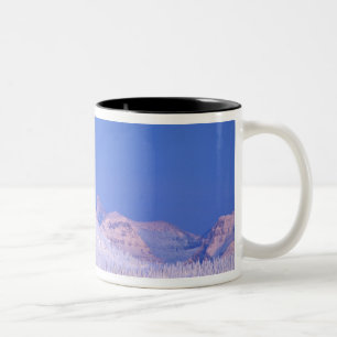 Caneca De Café Em Dois Tons Lua cheia nascendo sobre o Parque Nacional Glacier