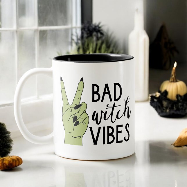 Caneca De Café Em Dois Tons Má Bruxa Víbe Moderno Halloween (Criador carregado)