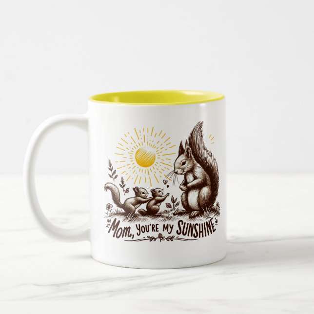 Caneca De Café Em Dois Tons Mãe, você é minha família de esquilo ensolarado (Esquerda)