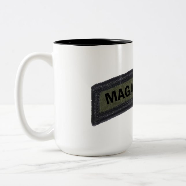 CANECA DE CAFÉ EM DOIS TONS MAGA FORCES MUG (Esquerda)