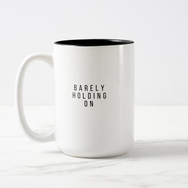Caneca De Café Em Dois Tons Mal se Mantendo (Esquerda)