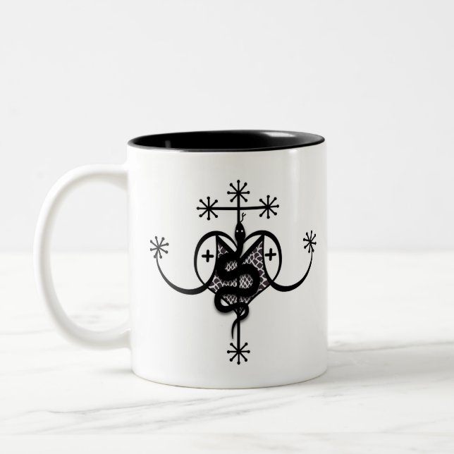 Caneca De Café Em Dois Tons Marie Laveau Veve Mug (Esquerda)