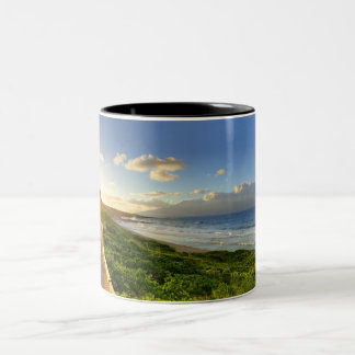 Caneca De Café Em Dois Tons Maui. Trajeto ao por do sol. Praia de Oneloa