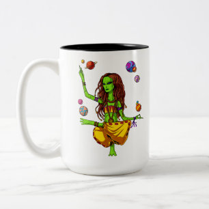 Caneca De Café Em Dois Tons Meditação da ioga do zen da alienígena de espa