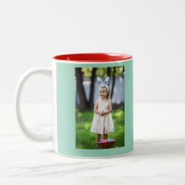Caneca De Café Em Dois Tons Menina da Caça ao Ovo Foto com Cesta e Orelha de C