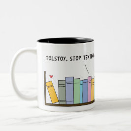 Caneca De Café Em Dois Tons Mensagens na prateleira negra