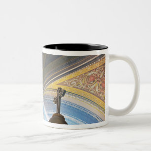 Caneca De Café Em Dois Tons México, Morelia. Raios de sol penetram no interior