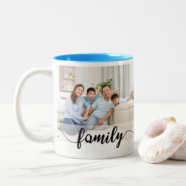 Caneca De Café Em Dois Tons Modelo de Foto de Reunião da Família  (Com Donut)