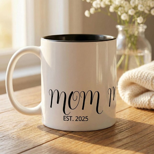 Caneca De Café Em Dois Tons Mom Established Black Script New Mom Gift  (Criador carregado)
