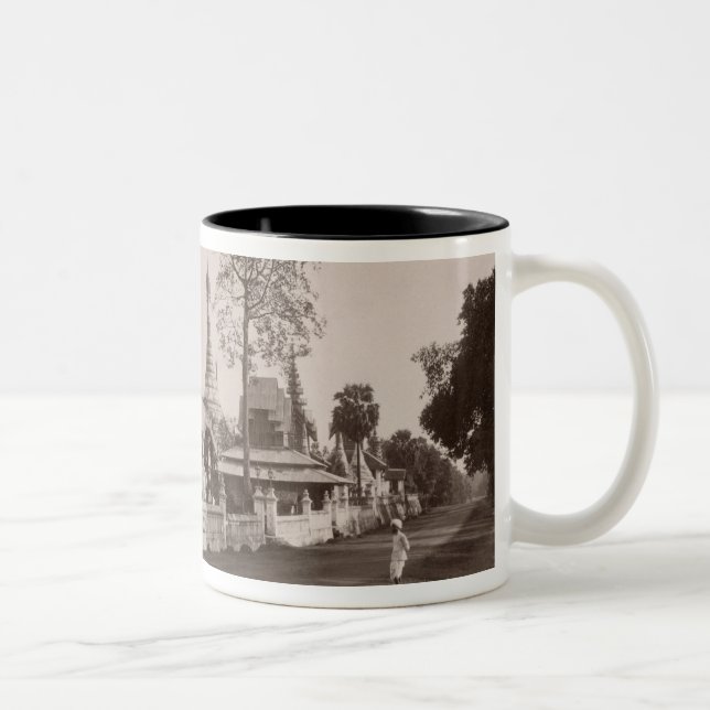Caneca De Café Em Dois Tons Monastério e pagodes de Wayzayanda em Moulmein (Direita)