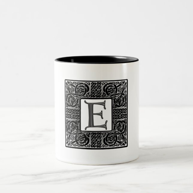 Caneca De Café Em Dois Tons Monograma Celular de Prata "E" (Centro)