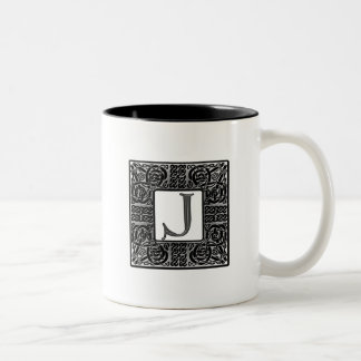 Caneca De Café Em Dois Tons Monograma de Silver Celtic