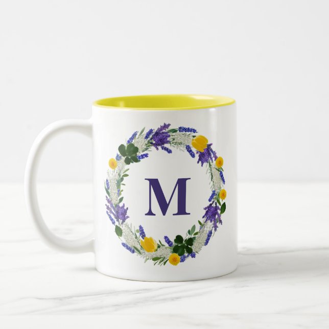 Caneca De Café Em Dois Tons Monograma de Sombra - Lavanda Personalizada (Esquerda)