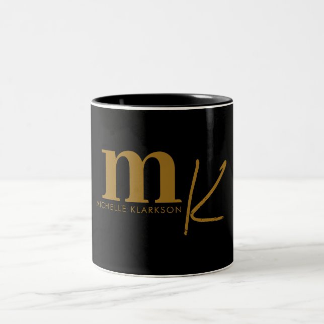 Caneca De Café Em Dois Tons Monograma Dourado Mínimo Moderno (Centro)
