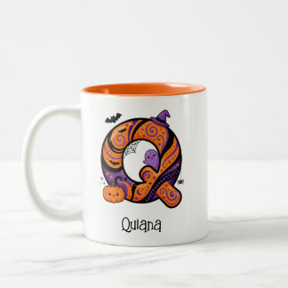 Caneca De Café Em Dois Tons Monograma Personalizado de Halloween Q para Crianç