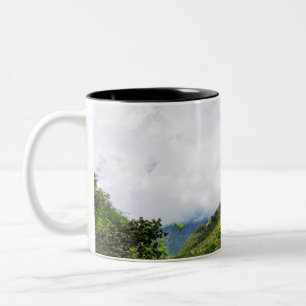 Caneca De Café Em Dois Tons monumento do estado da agulha iao em maui hawaii