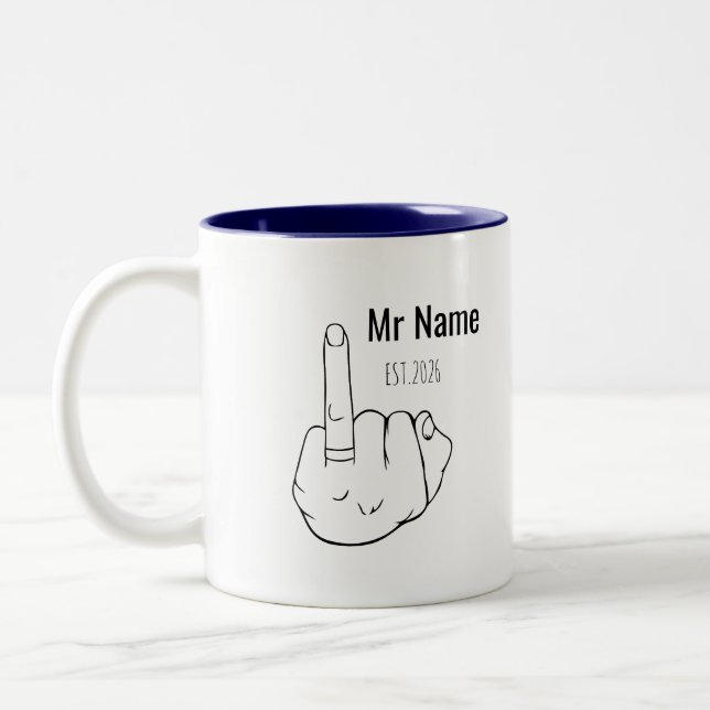 Caneca De Café Em Dois Tons Mr Newly Wed Personalised Engagement Ring Finger  (Esquerda)