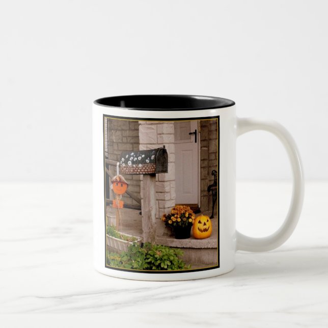 Caneca De Café Em Dois Tons Mug 'Porch Halloween' (Direita)