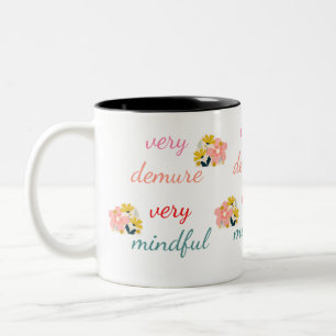 Caneca De Café Em Dois Tons muito Demura, muito medrosa, muito consciente