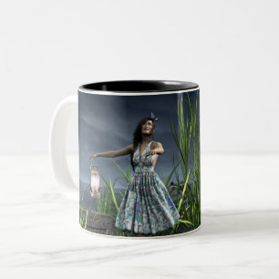 Caneca De Café Em Dois Tons Mulher dançando no mar