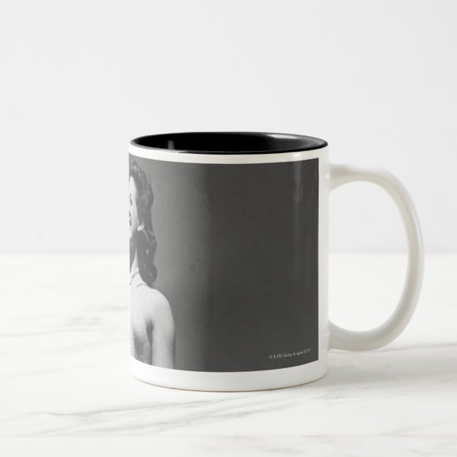 Caneca De Café Em Dois Tons Mulher no roupa de banho (Direita)