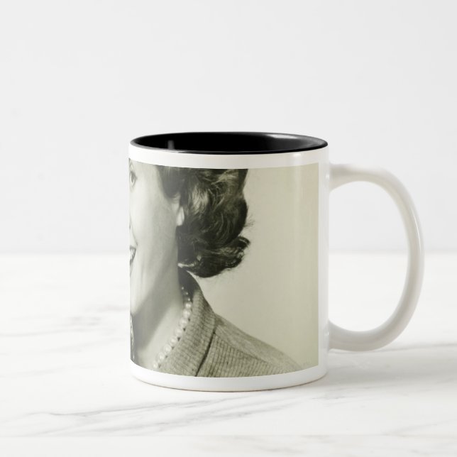 Caneca De Café Em Dois Tons Mulher que guardara copos (Direita)