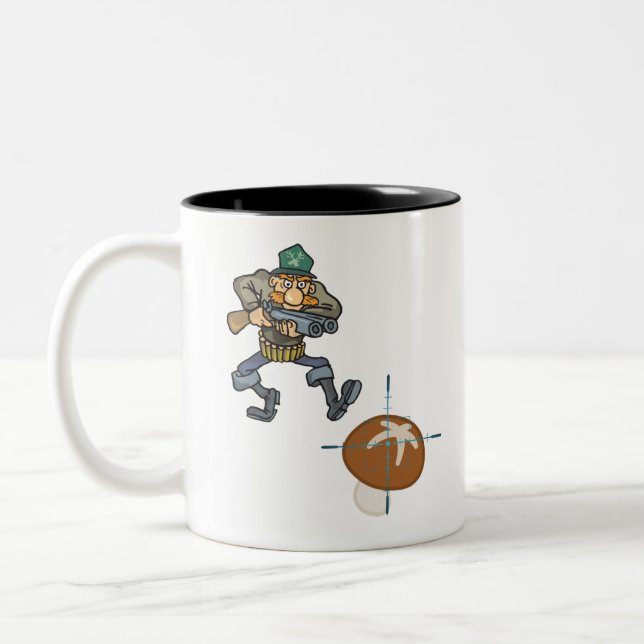 Caneca De Café Em Dois Tons Mushroom Hunter Está Vindo (Esquerda)