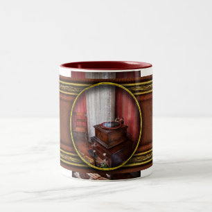 Caneca De Café Em Dois Tons Música - Gravar - A vovó vai dançar mais tarde