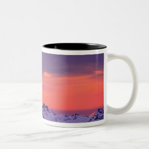 Caneca De Café Em Dois Tons NA, EUA, Oregon, As Montanhas The Three Sisters