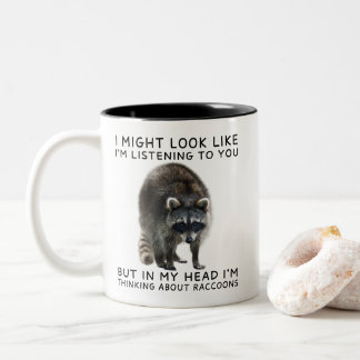 Caneca De Café Em Dois Tons Na Minha Cabeça Estou Pensando Sobre Guaxinins Eng