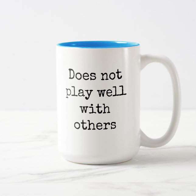 Caneca De Café Em Dois Tons Não Joga Bem Com Outros (Direita)