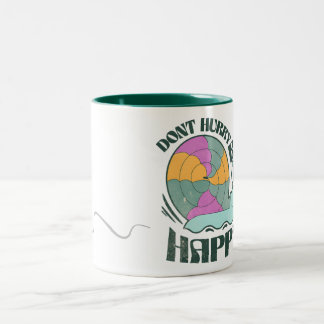 Caneca De Café Em Dois Tons Não se apresse com Design de Caracol Feliz