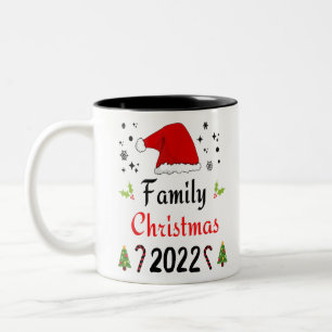 Caneca De Café Em Dois Tons Natal Familiar 2022 Correspondendo Papais noeis En