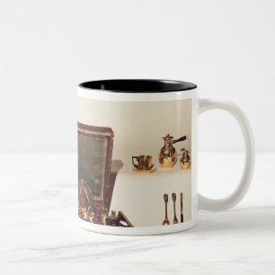 Caneca De Café Em Dois Tons Necessaire que pertence a Napoleon mim