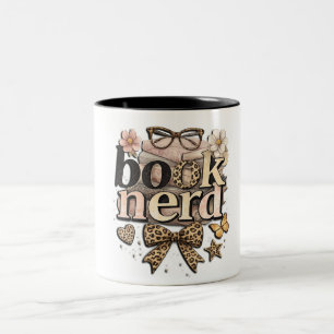 Caneca De Café Em Dois Tons Nerd de Livros Divertido