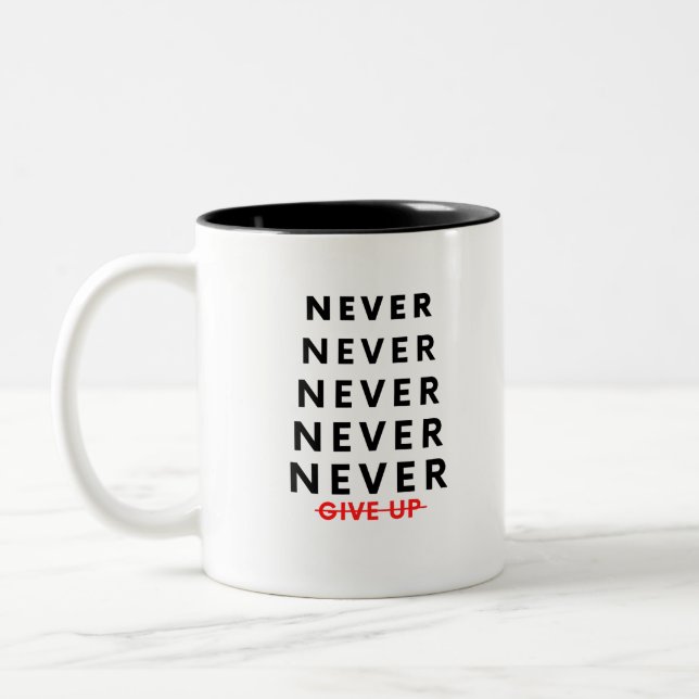 Caneca De Café Em Dois Tons Never Give Up Two-Tone Coffee Mug (Esquerda)