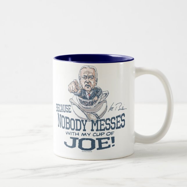 Caneca De Café Em Dois Tons Ninguém suja com engrenagem de Joe Biden (Direita)
