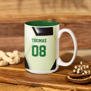 Caneca De Café Em Dois Tons Nome e número personalizados da bola de futebol