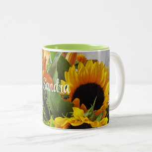 Caneca De Café Em Dois Tons Nome em Grandes Girassóis 11oz