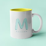 Caneca De Café Em Dois Tons Nome Personalizado 3D do Modern Cut Fun Monograma<br><div class="desc">Um monograma bonito com seu nome personalizado como uma inicial de sombra em teal e turquesa. Moderno,  minimalista,  simples e divertido,  esta design movida pela tipografia dá um legal dom personalizado!</div>