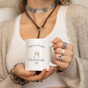 Caneca De Café Em Dois Tons Nome Personalizado de Bachelorette de Script Minim