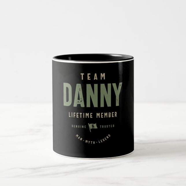 Caneca De Café Em Dois Tons Nome Personalizado do Membro da Equipe Danny Lifet (Centro)