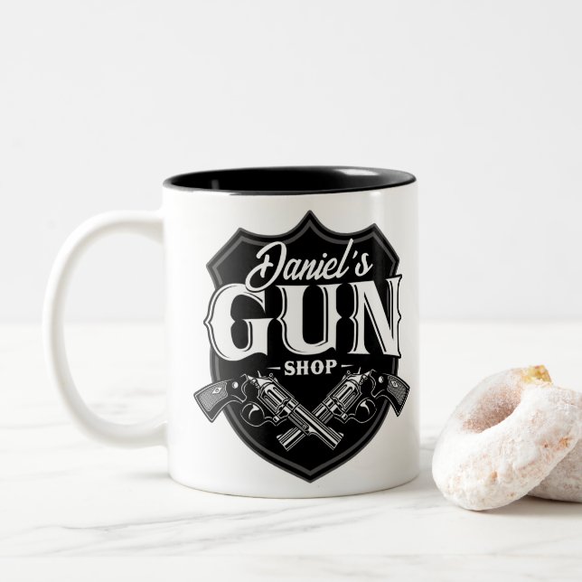 Caneca De Café Em Dois Tons Nome Personalizado Revolvedores Antigos Armas de F (Com Donut)